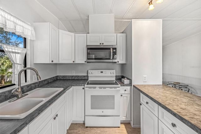 2201 S RIDGEWOOD AVENUE 21, Edgewater, FL 32141