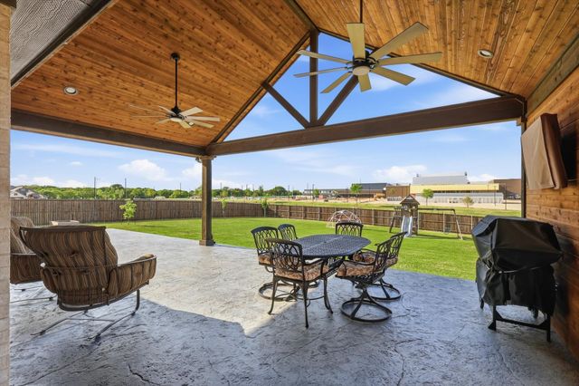 11300 Cedar Creek Drive, Cross Roads, TX 76227