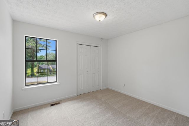 4050 Willow Ridge Road, Douglasville, GA 30135