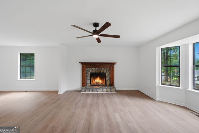 4050 Willow Ridge Road, Douglasville, GA 30135