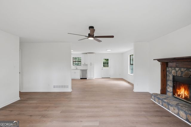 4050 Willow Ridge Road, Douglasville, GA 30135