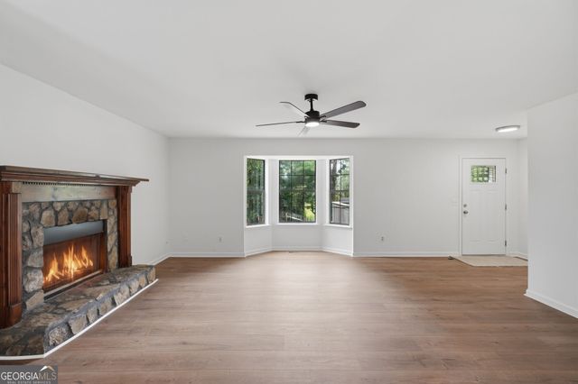 4050 Willow Ridge Road, Douglasville, GA 30135
