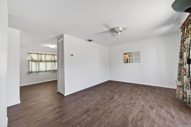 1072 Valley Forge, Schertz, TX 78154