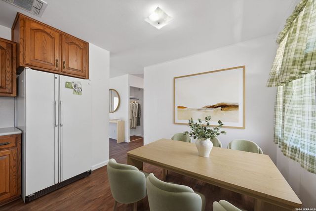 1072 Valley Forge, Schertz, TX 78154