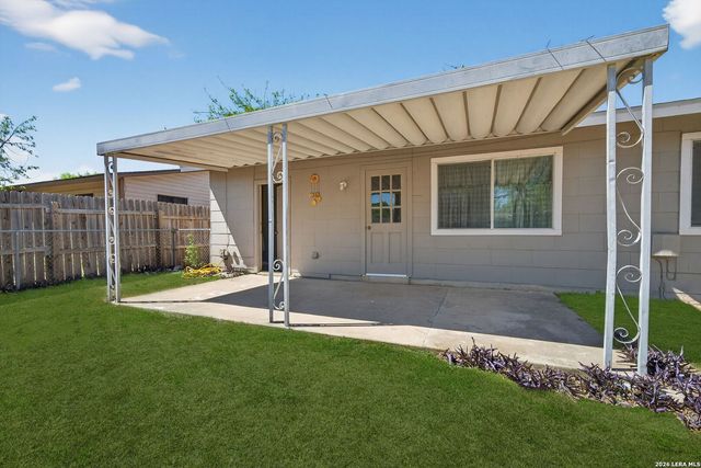 1072 Valley Forge, Schertz, TX 78154