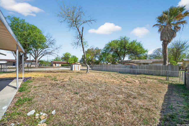 1072 Valley Forge, Schertz, TX 78154