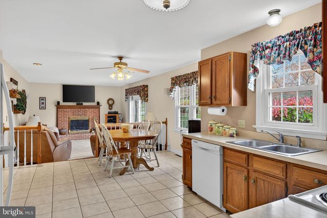 3604 PEREGRINE CIR, Mountville, PA 17554