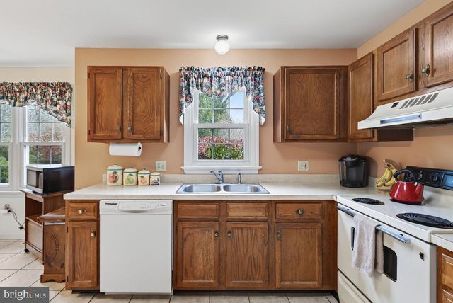 3604 PEREGRINE CIR, Mountville, PA 17554