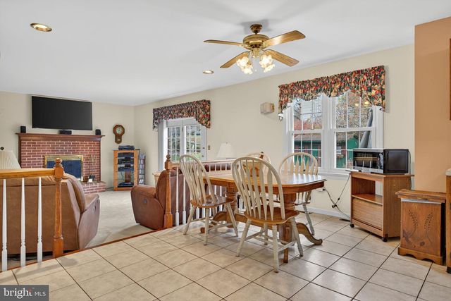 3604 PEREGRINE CIR, Mountville, PA 17554