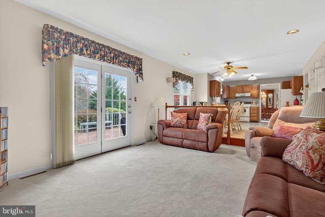 3604 PEREGRINE CIR, Mountville, PA 17554