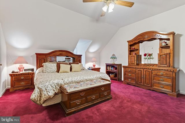 3604 PEREGRINE CIR, Mountville, PA 17554