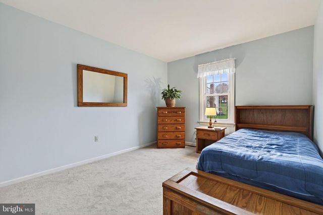 3604 PEREGRINE CIR, Mountville, PA 17554