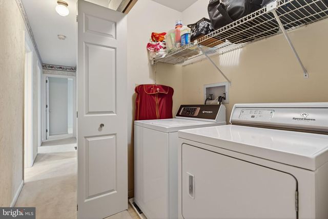 3604 PEREGRINE CIR, Mountville, PA 17554