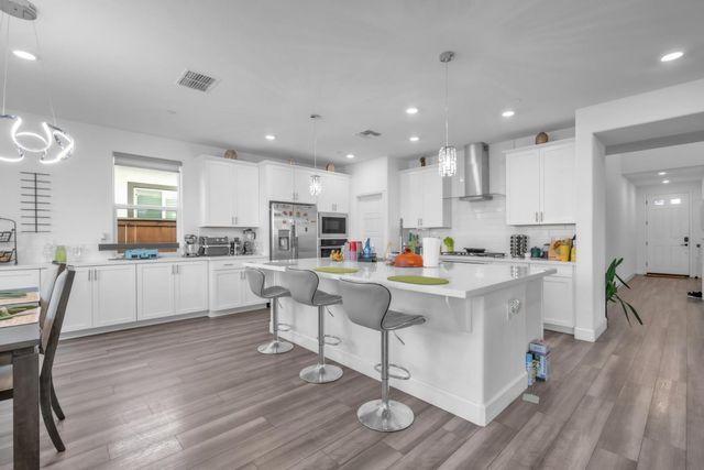 5631 Drifton Way, Sacramento, CA 95835