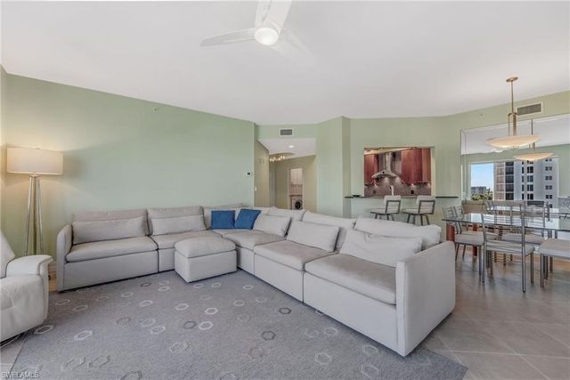 4198 Bay Beach LN 162, Fort Myers Beach, FL 33931