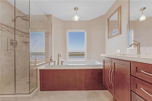 4198 Bay Beach LN 162, Fort Myers Beach, FL 33931