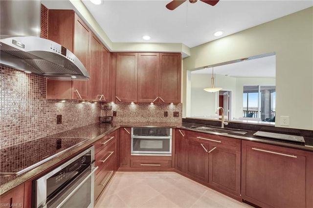 4198 Bay Beach LN 162, Fort Myers Beach, FL 33931