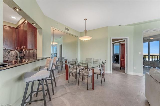 4198 Bay Beach LN 162, Fort Myers Beach, FL 33931