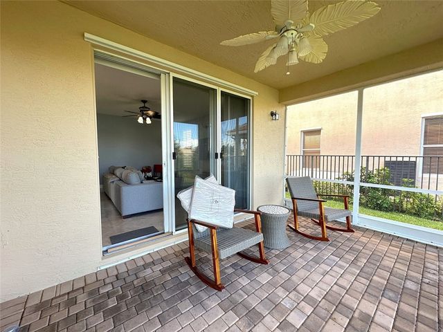 1886 Grey Falcon Circle SW, Vero Beach, FL 32962