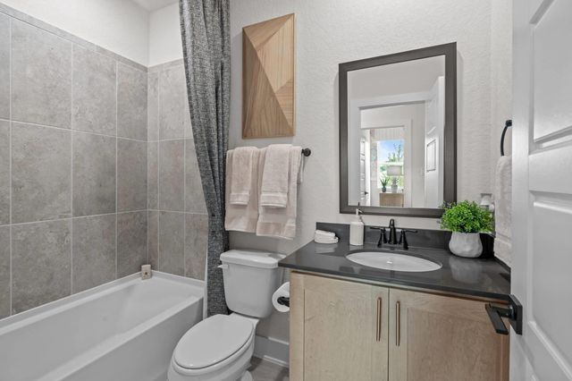 203 Flora Springs CV, Liberty Hill, TX 78642