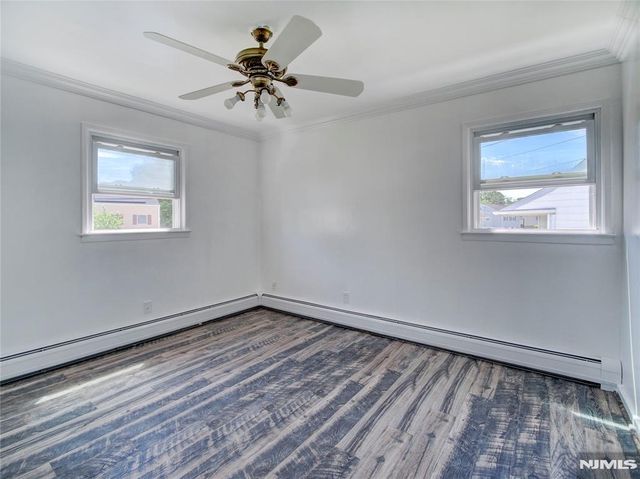 19 Jonquil Circle, Woodbridge, NJ 08863