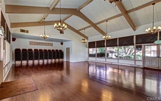 22214 James Alan Circle 1, Chatsworth, CA 91311