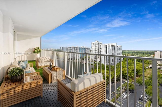 2801 NE 183rd St 1801W, Aventura, FL 33160