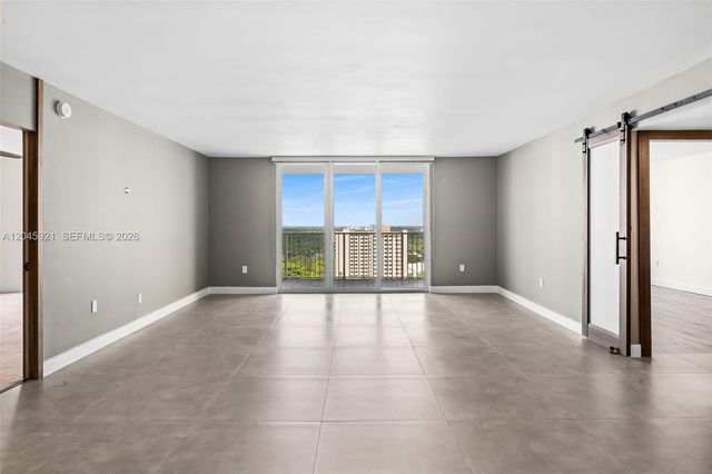 2801 NE 183rd St 1801W, Aventura, FL 33160