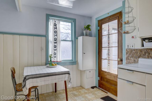 8503 Colgate Street, Oak Park, MI 48237