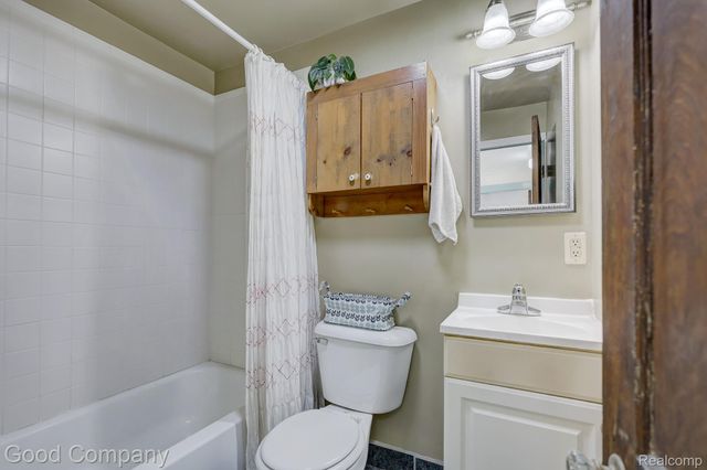 8503 Colgate Street, Oak Park, MI 48237