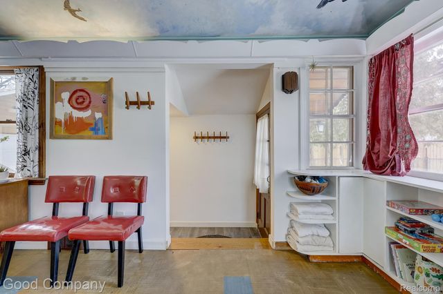 8503 Colgate Street, Oak Park, MI 48237