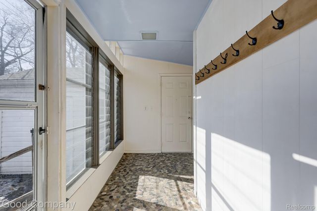 8503 Colgate Street, Oak Park, MI 48237