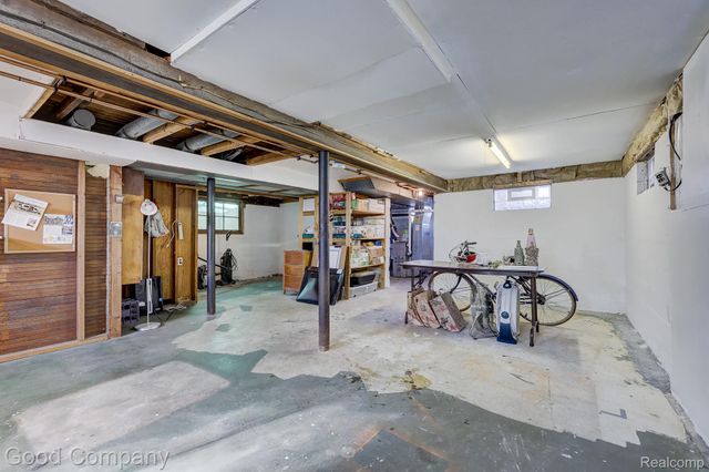 8503 Colgate Street, Oak Park, MI 48237