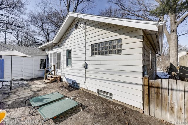 8503 Colgate Street, Oak Park, MI 48237