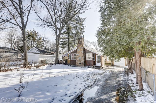 8503 Colgate Street, Oak Park, MI 48237