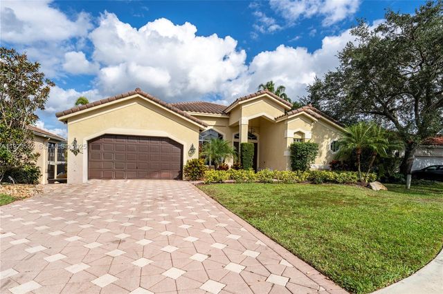2994 Oakbrook Dr, Weston, FL 33332