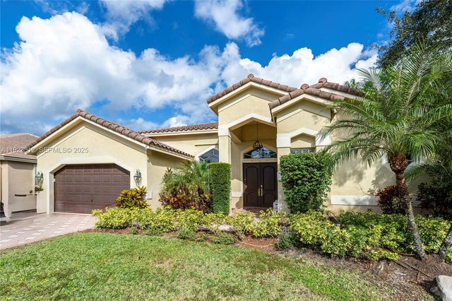 2994 Oakbrook Dr, Weston, FL 33332
