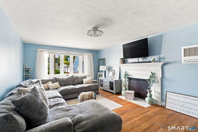 24 Governor Street, New Britain, CT 06053