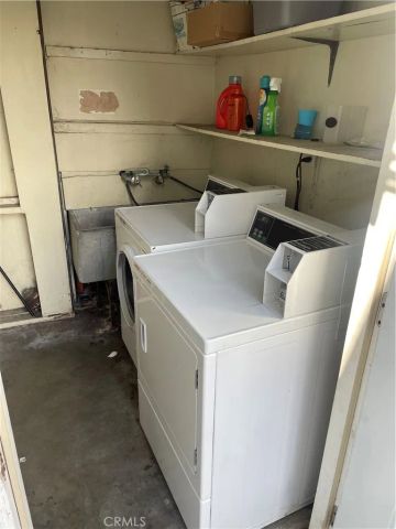 351 Temple Avenue A, Long Beach, CA 90814