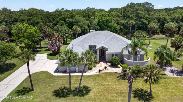 900 Bluegrass Lane, Rockledge, FL 32955