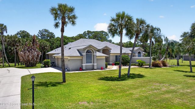 900 Bluegrass Lane, Rockledge, FL 32955