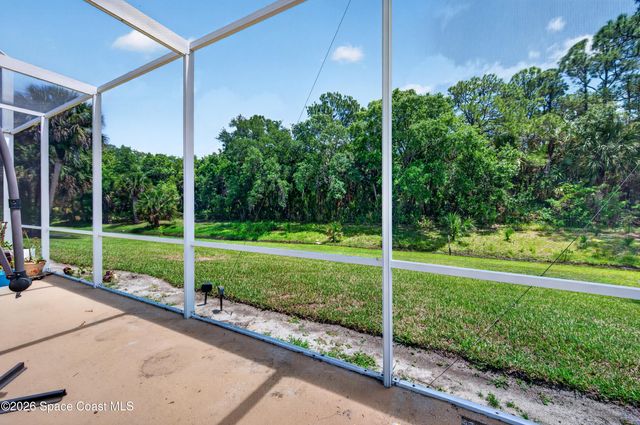 900 Bluegrass Lane, Rockledge, FL 32955