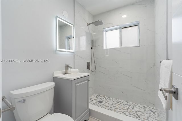 6405 Dawson St, Hollywood, FL 33023