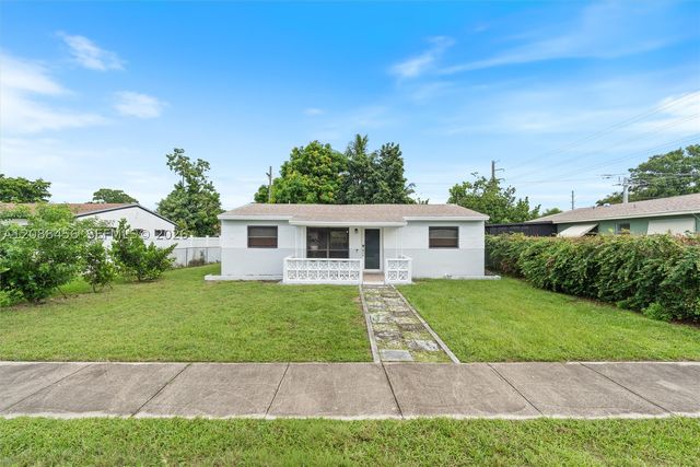 6405 Dawson St, Hollywood, FL 33023