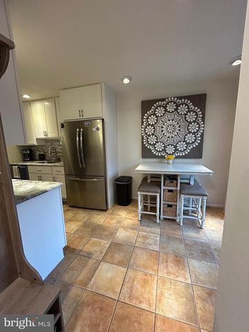 20 JEFFERSON PL, Bernville, PA 19506