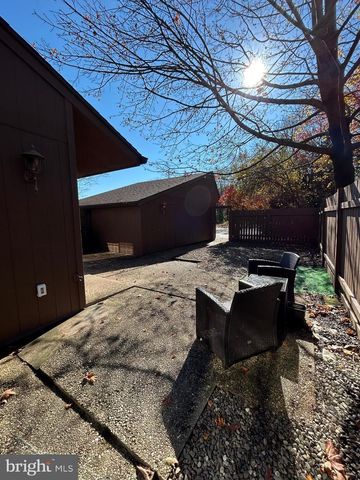 20 JEFFERSON PL, Bernville, PA 19506