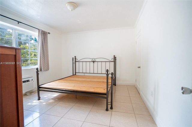 7435 Harding Ave 204, Miami Beach, FL 33141