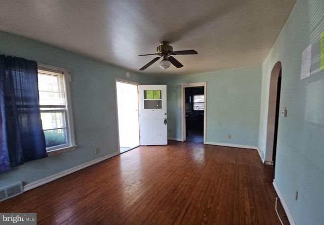 33 RIDGE AVE, Bridgeton, NJ 08302