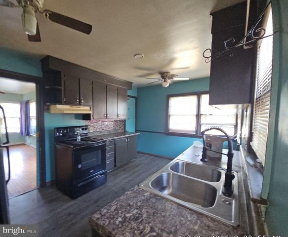 33 RIDGE AVE, Bridgeton, NJ 08302