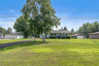 14981 Ridge Road, Eden Prairie, MN 55347